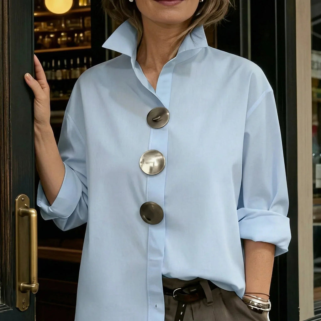 💡 Shirt with Structured Collar & Oversized Buttons
