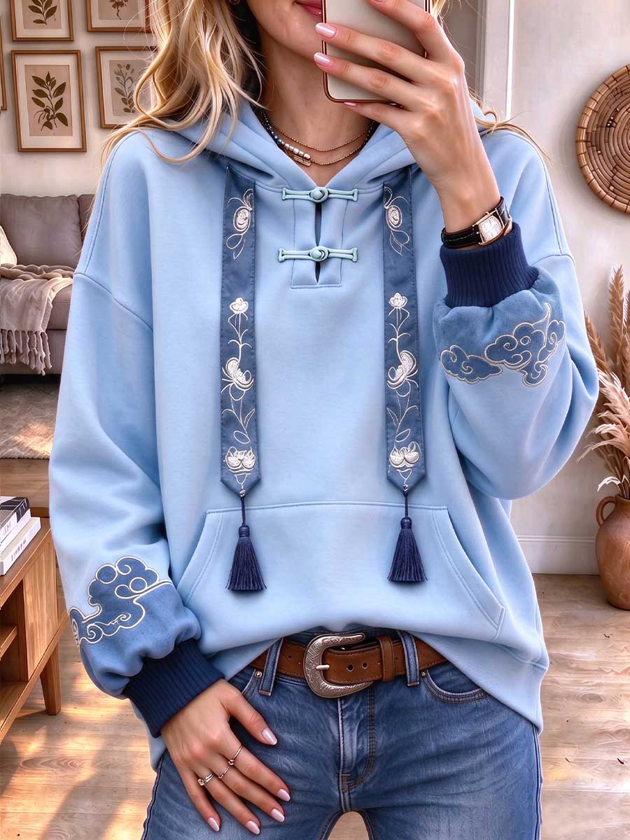 🖤 BLACK FRIDAY SALE 🖤 ☁️ Women's Vintage Embroidered Pullover Hoodie | Tassel Detail & Relaxed Fit